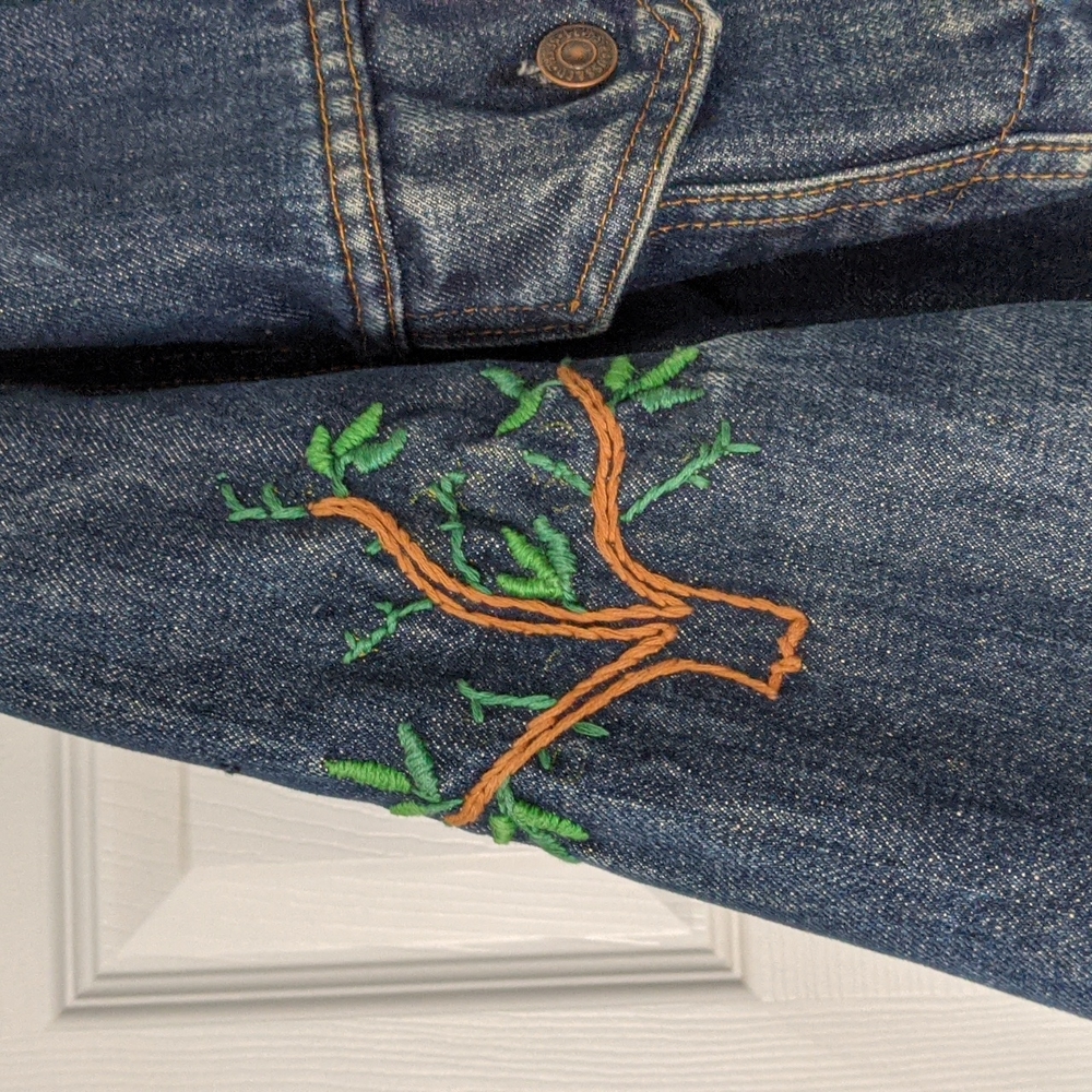 Custom Embroidered Levi's Jacket - image 2